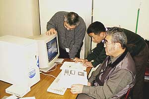 F殂()
